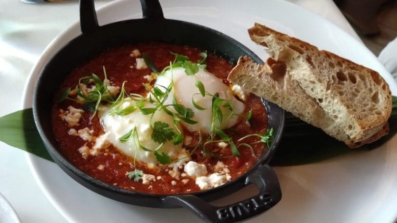 ハレプナワイキキの朝食（SHAKSHUKA）