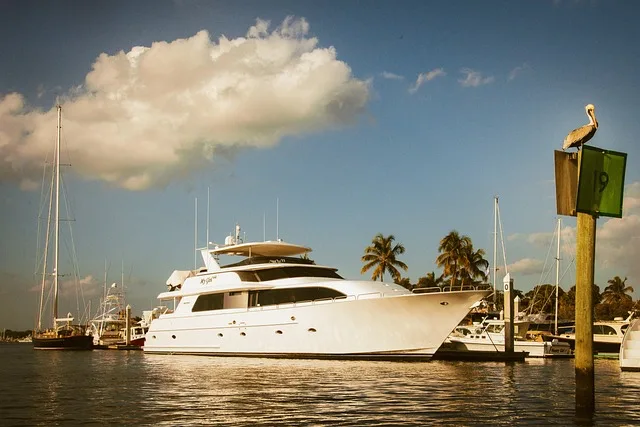 megayacht, pelican, marina